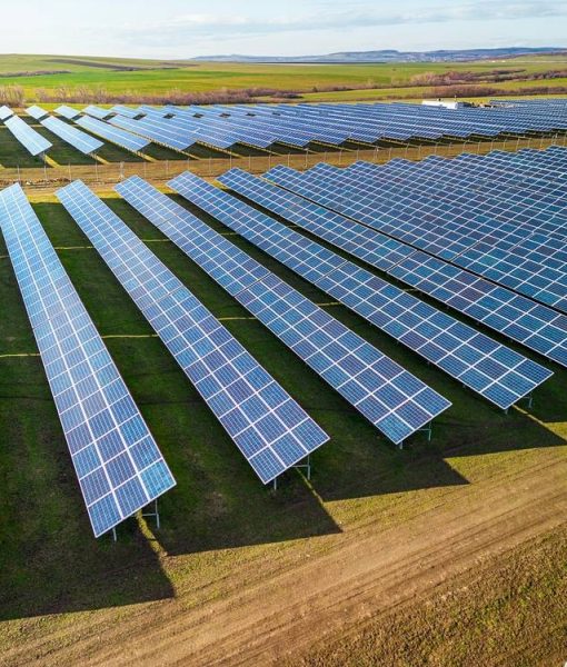 installer une ferme solaire sur un terrain agricole